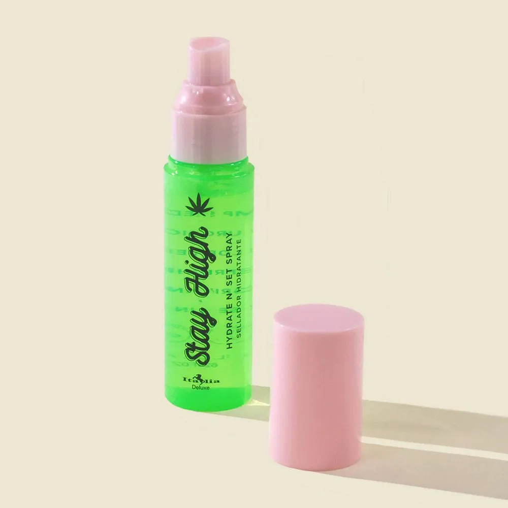 Italia Deluxe Stay High Hydrate N' Set Spray