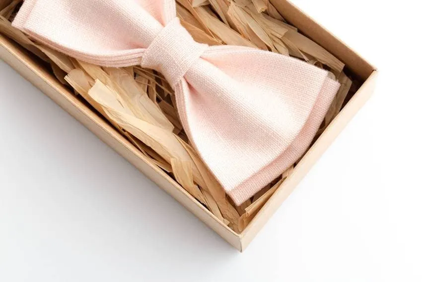 Petal Pink Linen Bow Tie - A Delicate and Charming Accessory